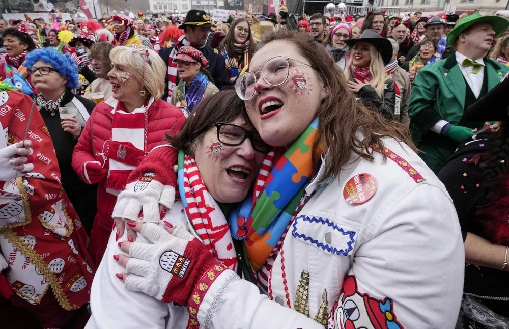 The Day in Photos – November 12, 2021