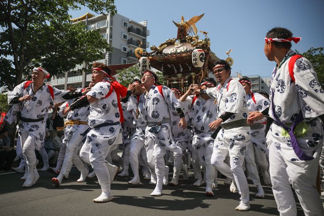 People gather during the The Odawara Hojo Godai Festival at Kanagawa prefecture, Japan, Friday 3 of May, 2024 Japan. 2,000 people parade through the streets of Odawara, emulating the Hojo lords of the past in the prefecture. (Photo by Emilio Espejel/Anadolu via Getty Images)