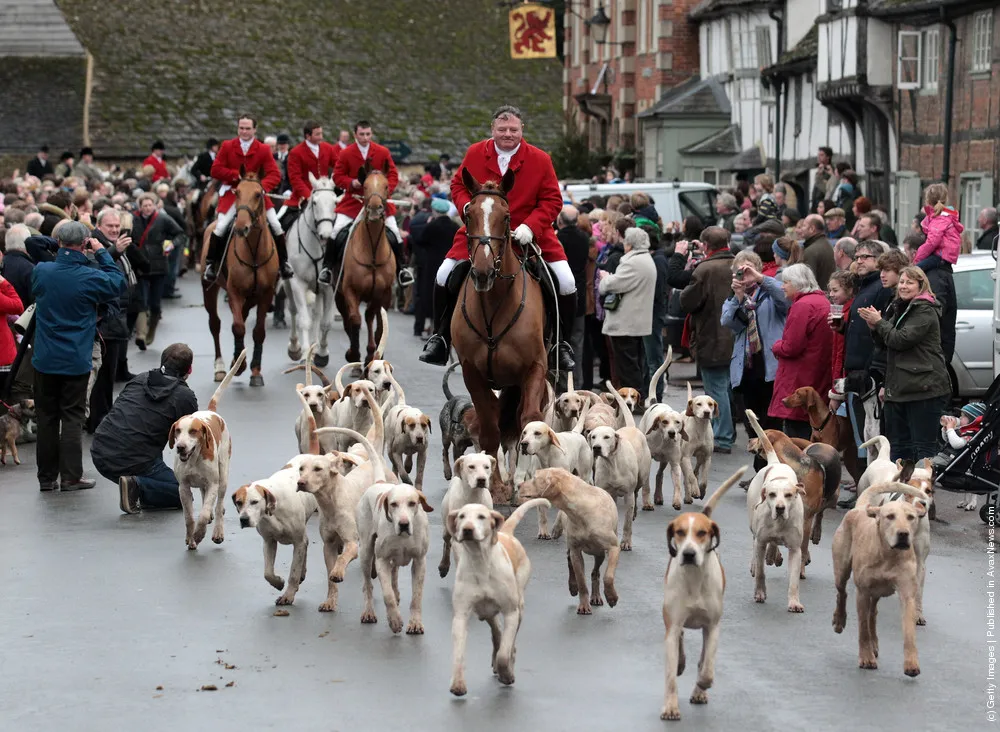 Participants Prepare For Traditional Boxing Day Hunt