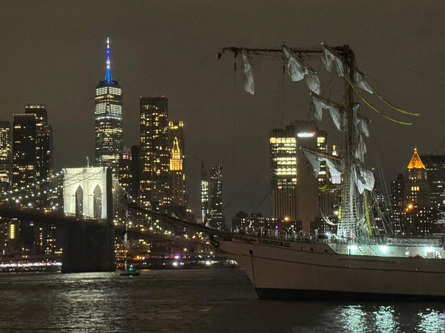 A Mexican Navy training ship is seen damaged after it ran into the Brooklyn Bridge in New York City, on May 17, 2025. (Photo by Santiago Lyon/Reuters)