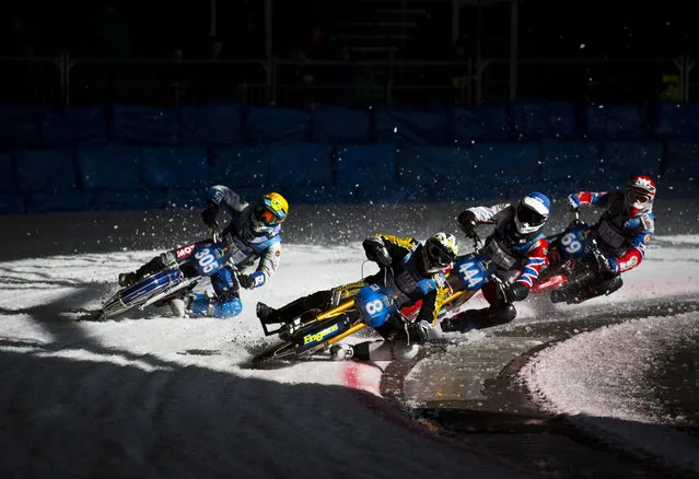Riders in action during Ice Speedway World Championship Final on March 13, 2016 in Assen, Netherlands. (Photo by Justin Setterfield/Getty Images)