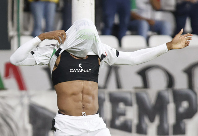 Once Caldas' forward #24 Luis Palacios celebrates scoring his team's first goal during the Copa Sudamericana group stage football match between Colombia's Once Caldas and Chile's Union Española at the Palogrande stadium in Manizales, Colombia on May 7, 2025. (Photo by John Bonilla/AFP Photo)