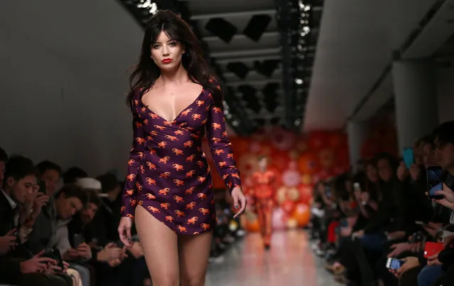 Model Daisy Lowe presents a creation at the Katie Eary catwalk show during London Fashion Week Men's 2017 in London, Britain January 7, 2017. (Photo by Neil Hall/Reuters)