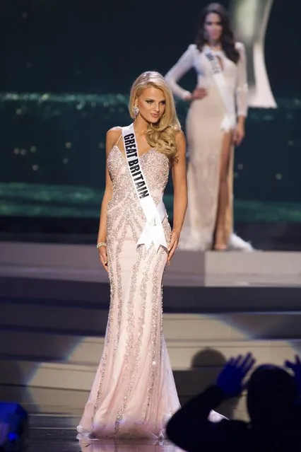 Grace Levy, Miss Great Britain 2014 competes on stage in her evening gown during the Miss Universe Preliminary Show in Miami, Florida in this January 21, 2015 handout photo. (Photo by Reuters/Miss Universe Organization)
