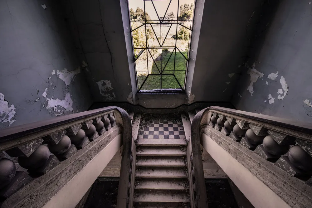 “Abandoned Italy”