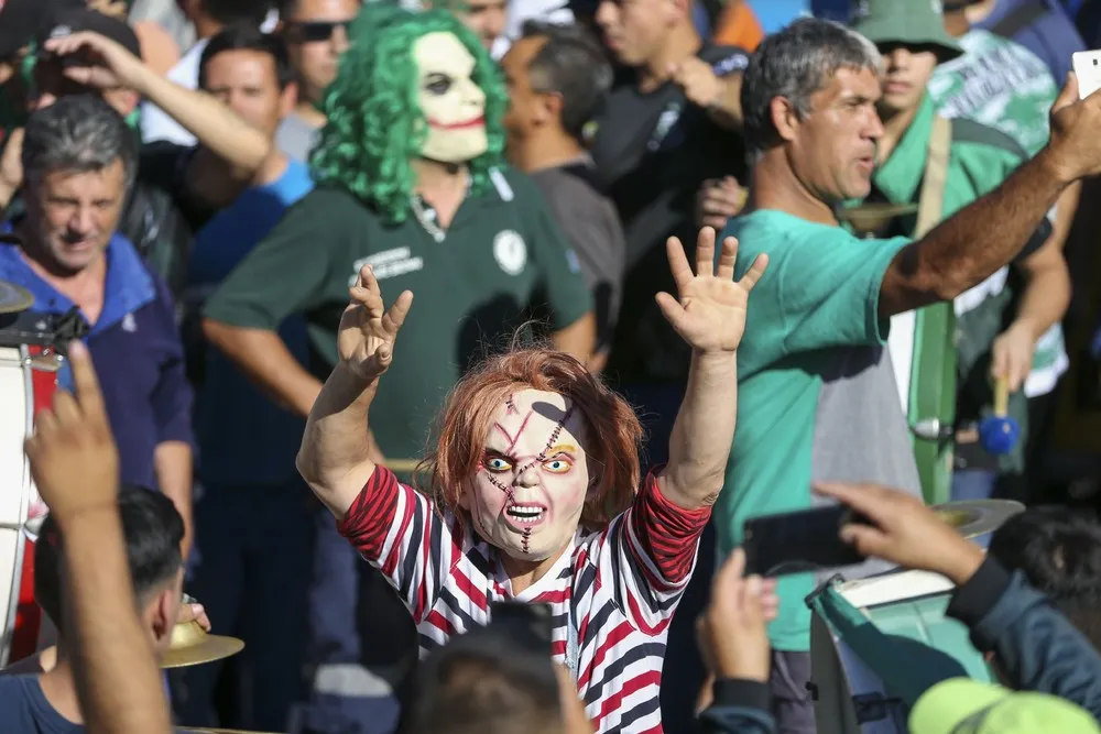 The Day in Photos – November 19, 2021