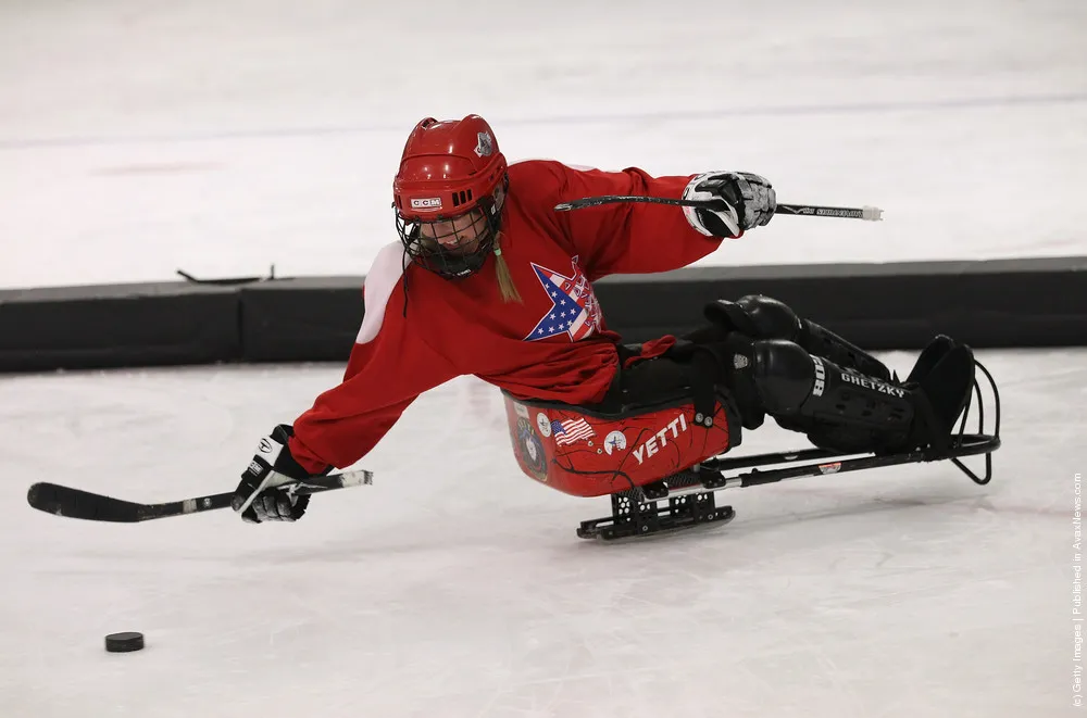 Disabled Military Veterans Learn Winter Sports at Veterans Affairs Clinic