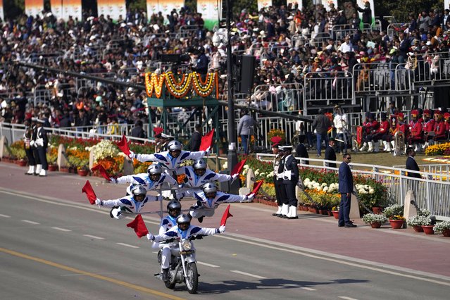 Indian Army's daredevils perform stunts through the ceremonial Kartavya Path during India's Republic Day parade celebrations in New Delhi, India, Sunday, January 26, 2025. (Photo by Channi Anand/AP Photo)