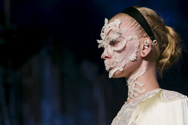 A model presents a creation from the Givenchy Spring/Summer 2016 collection during New York Fashion Week in New York September 11, 2015. (Photo by Lucas Jackson/Reuters)