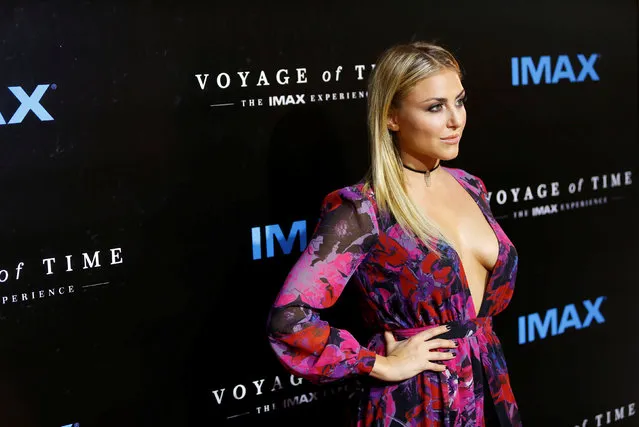 Actor Cassie Scerbo arrives at the premiere of the “Voyage of Time: The IMAX Experience” at the California Science Center IMAX Theatre in Los Angeles, California September 28, 2016. (Photo by Patrick T. Fallon/Reuters)