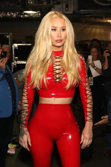 Iggy Azalea is seen backstage during Univision's “Premios Juventud” 2017 Celebrates The Hottest Musical Artists And Young Latinos Change-Makers at Watsco Center on July 6, 2017 in Coral Gables, Florida. (Photo by Alexander Tamargo/Getty Images for Univision)