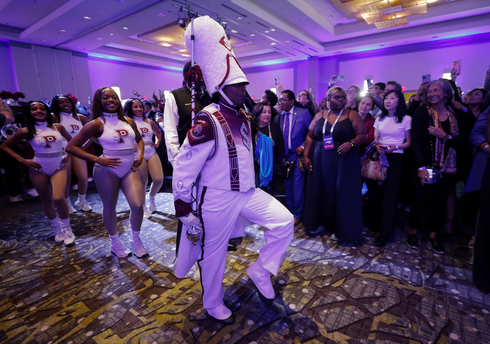 Pictures of the Year 2024, Part 212/2406