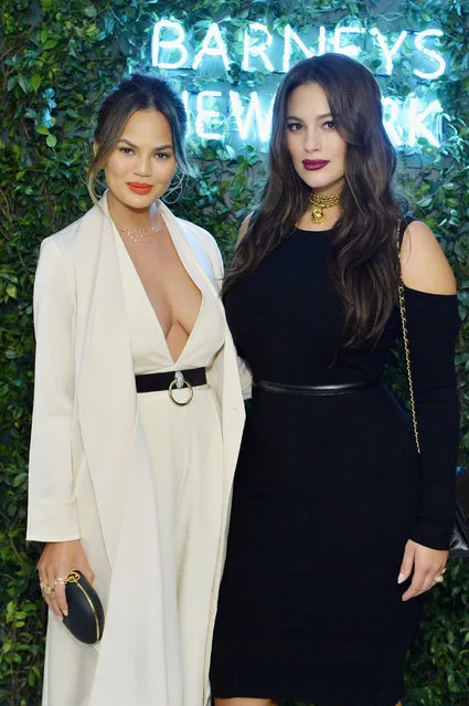 Models Chrissy Teigen (L) and Ashley Graham attend Fergie, First Lady of Los Angeles Amy Elaine Wakeland & Barneys New York Host Dinner to Welcome Cindi Leive & Glamour's 2016 Women of the Year to the West Coast on November 13, 2016 in Los Angeles, California. (Photo by Stefanie Keenan/Getty Images for Glamour)