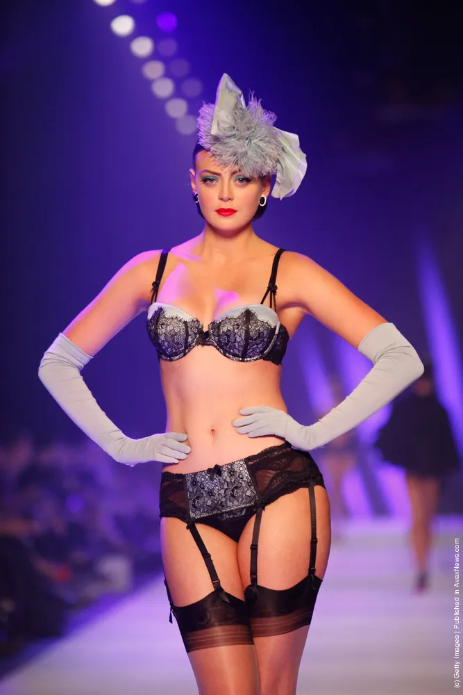 L'Oreal Melbourne Fashion Festival 2012: Von Follies by Dita Von Teese Show