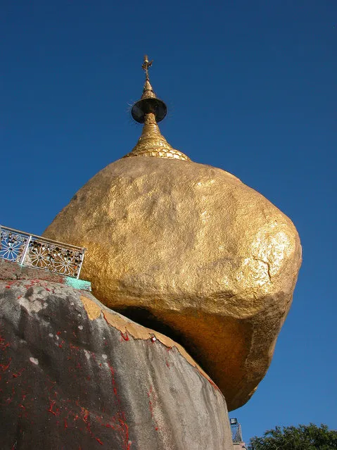 Kyaiktiyo Pagoda (also known as Golden Rock)