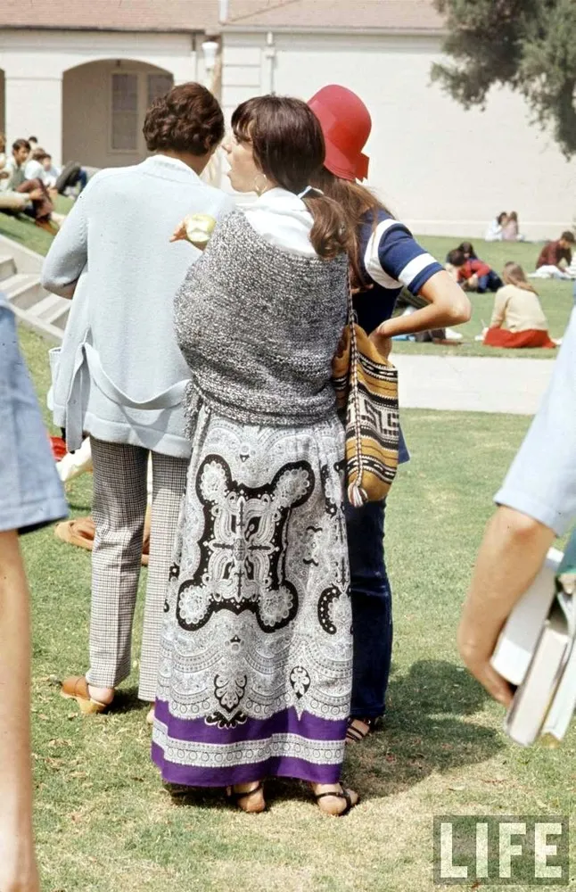 High School Fashion, 1969