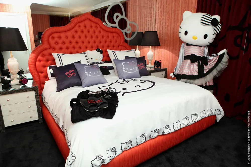 Sephora Presents The First Ever Hello Kitty Beauty Hotel Suite At Maison 140 In Beverly Hills