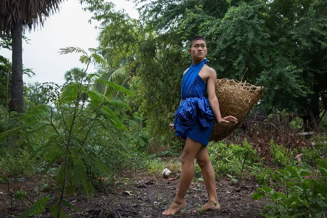 Madaew models a fashion inspired by butterflies which incorporates bamboo baskets on September 15, 2015 in Khon Kaen, Thailand. Apichet “Madaew” Atilattana, 16, is a high school student whose followers on Facebook and Instagram have skyrocketed to over 200,000 since he started posting his fashion images earlier this year. (Photo by Taylor Weidman/Getty Images)