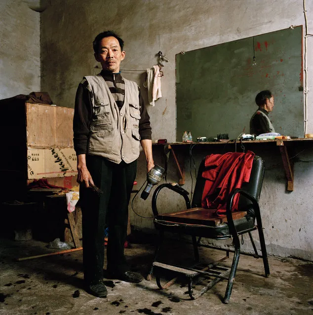 Dai Huaiquan (62), Barber. Mengdingshan, Sichuan. (Photo by Mathias Braschler and Monika Fischer)