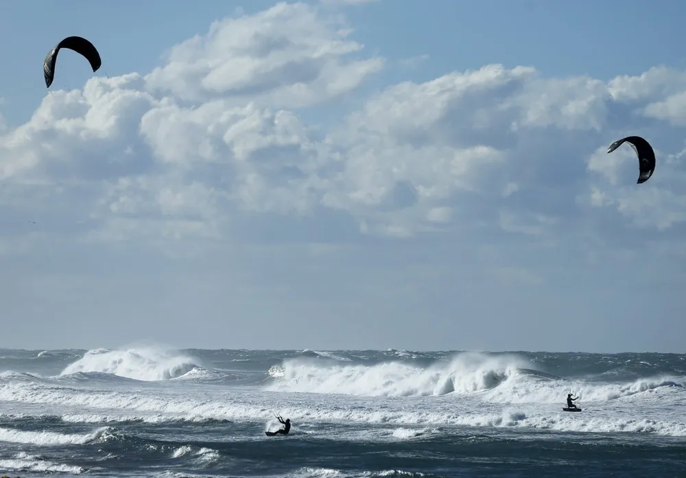 The Day in Photos – November 17, 2015