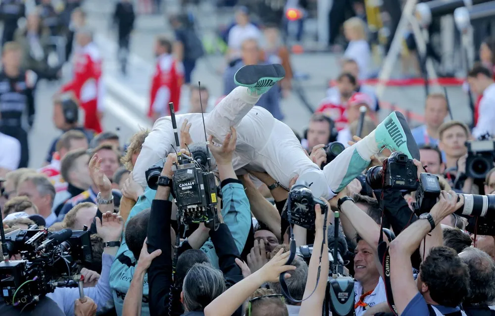 The Day in Photos – May 2, 2016