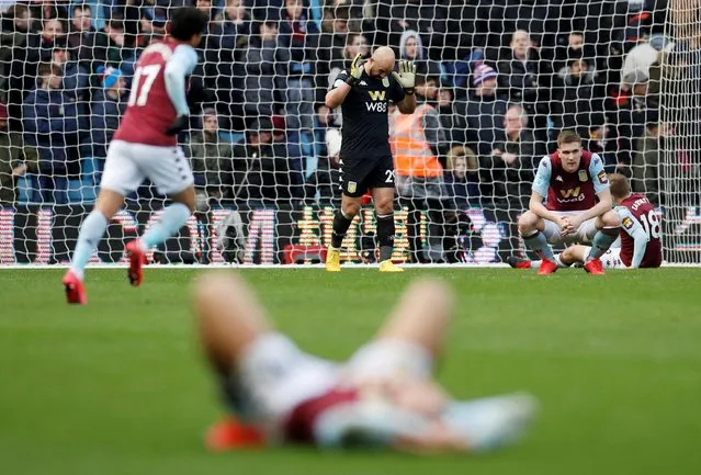 Aston Villa's Pepe Reina, Bjorn Engels and teammates look dejected after conceding their third goal against Tottenham Hotspur in Birmingham, Britain, February 16, 2020. (Photo by Phil Noble/Reuters)