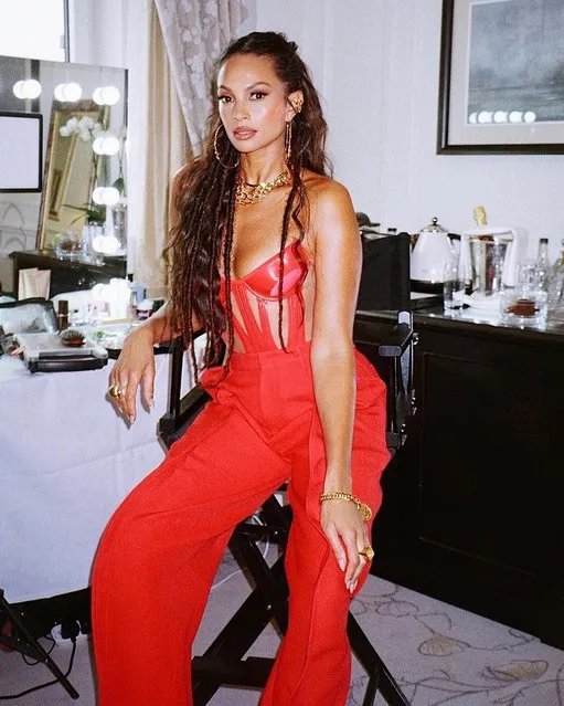 English singer Alesha Dixon, 44, looked sizzling in a monochrome outfit with chunky gold jewellery in a series of snaps posted online on April 16, 2023. The telly judge turned up the heat in a red cut-out corset as Britain’s Got Talent returned to screens last night. (Photo by @the.twins.shot.this/Instagram)