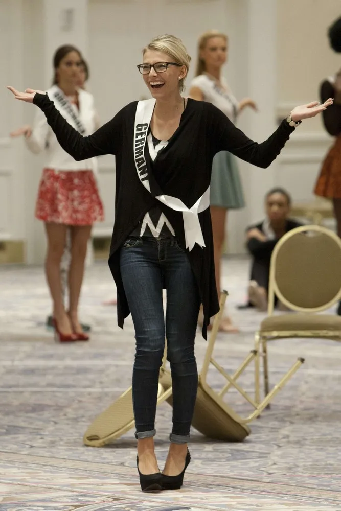 Contestants Prepares for Miss Universe Pageant