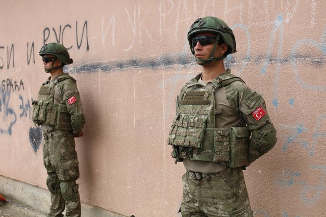 Turkish Army soldiers take security measures around Zubin Potok district in Northern Kosovo upon the request of NATO Kosovo Force (KFOR) in Mitrovica, Kosovo on June 15, 2023. (Photo by Erkin Keci/Anadolu Agency via Getty Images)