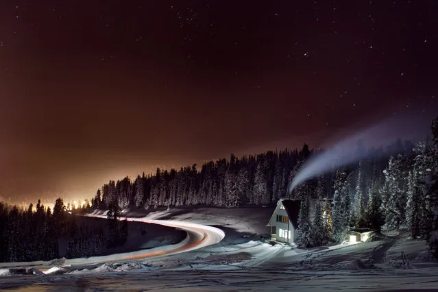 “The house stands, the lights are on...” ISO 800, F 3,2, 38 seconds. On the way to Ergaki, Krasnoyarsk Krai, Russia. Twilight away the lights of one of the bases. (Photo and caption by Alexander Nerozya/National Geographic Traveler Photo Contest)
