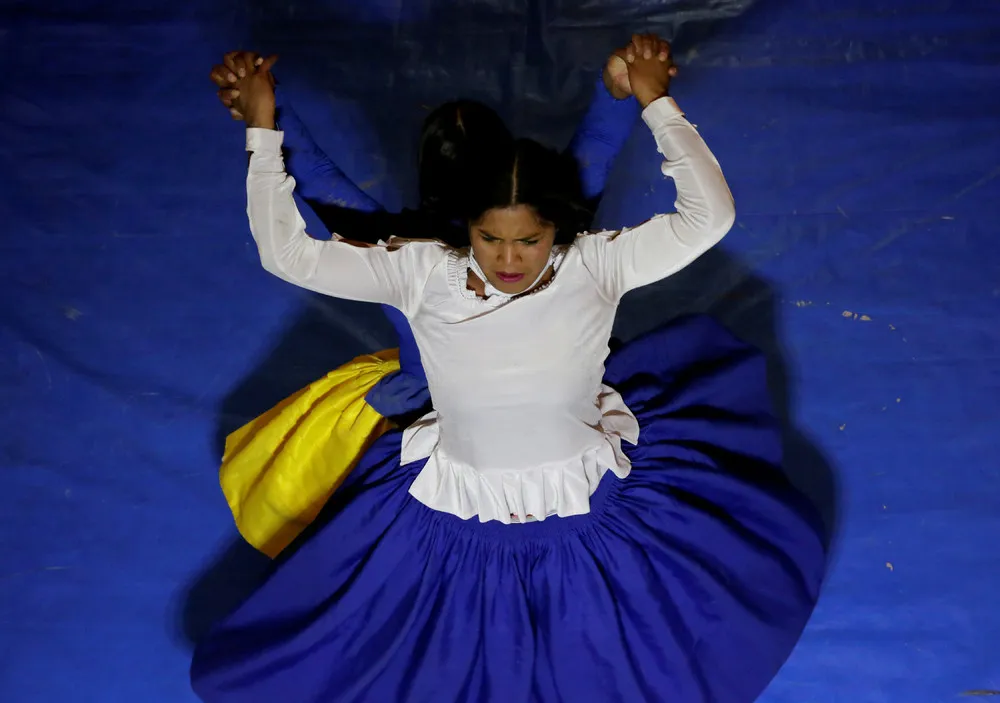 Women Wrestling in Bolivia