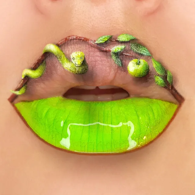Tutushka's lipstick art work on her lips showing a snake. (Photo by Tutushka Matviienko/Caters News Agency)
