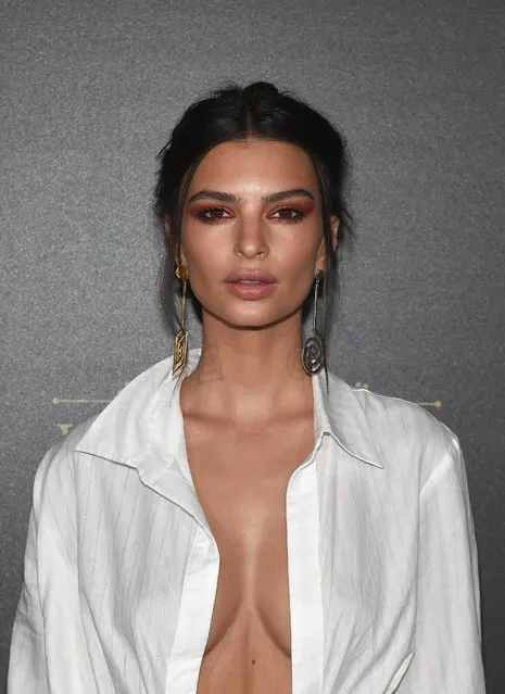 Emily Ratajkowski attends the Vogue Party as part of the Paris Fashion Week Womenswear Spring/Summer 2018 at Le Petit Palais on October 1, 2017 in Paris, France. (Photo by Pascal Le Segretain/Getty Images)