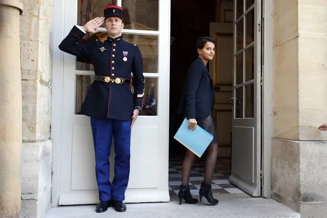 French Education minister Najat Vallaud-Belkacem (R) arrives to attend a meeting about hosting refugees in France, at the Hotel Matignon in Paris, September 9, 2015. (Photo by Charles Platiau/Reuters)