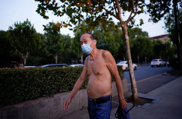 A man wears a face mask, following the coronavirus disease (COVID-19) outbreak in Wuhan, Hubei province, China on September 2, 2020. (Photo by Aly Song/Reuters)