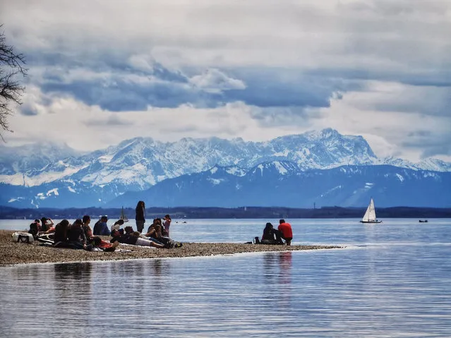 The scene at Lake Starnberg in Bavaria, Germany on April 11, 2021, days before the federal government is expected to put a radical Covid-19 lockdown in place. (Photo by Sachelle Babbar/ZUMA Wire/Rex Features/Shutterstock)