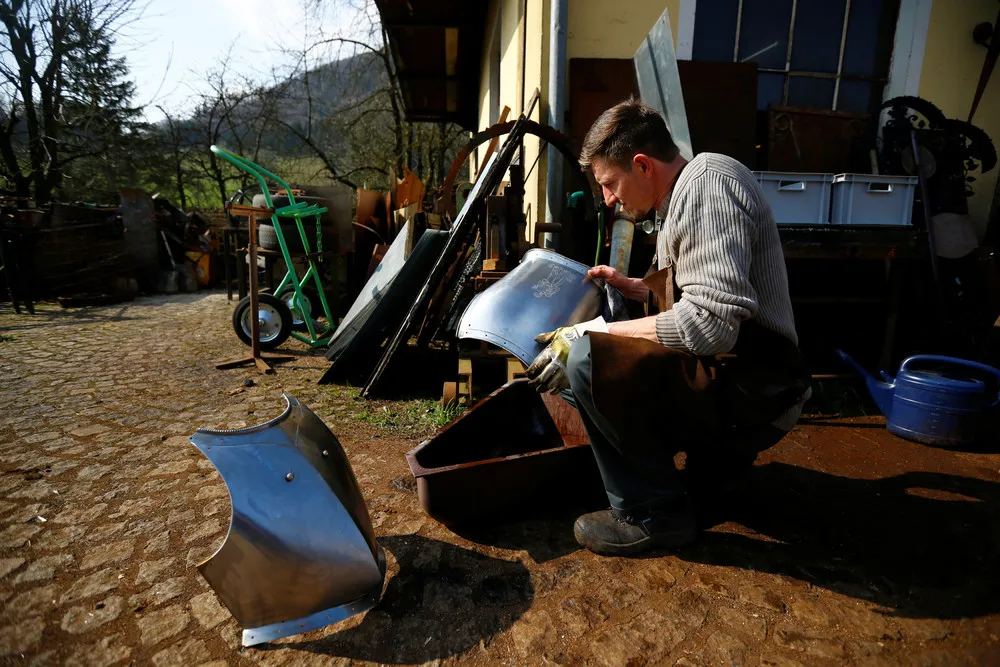Suiting up the Swiss Guard