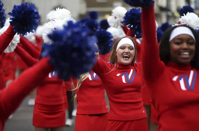 Members of the Varsity All-American Cheerleaders and Dancers take part in the New Year's Day Parade in London, Britain January 1, 2016. (Photo by Neil Hall/Reuters)