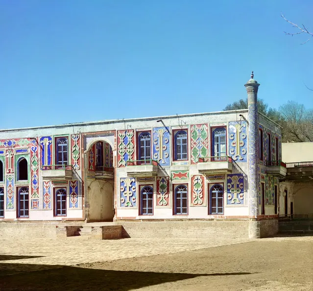 Photos by Sergey Prokudin-Gorsky. Emir Shir-Budun's palace in a country grove. Russia, Bukhara, 1911