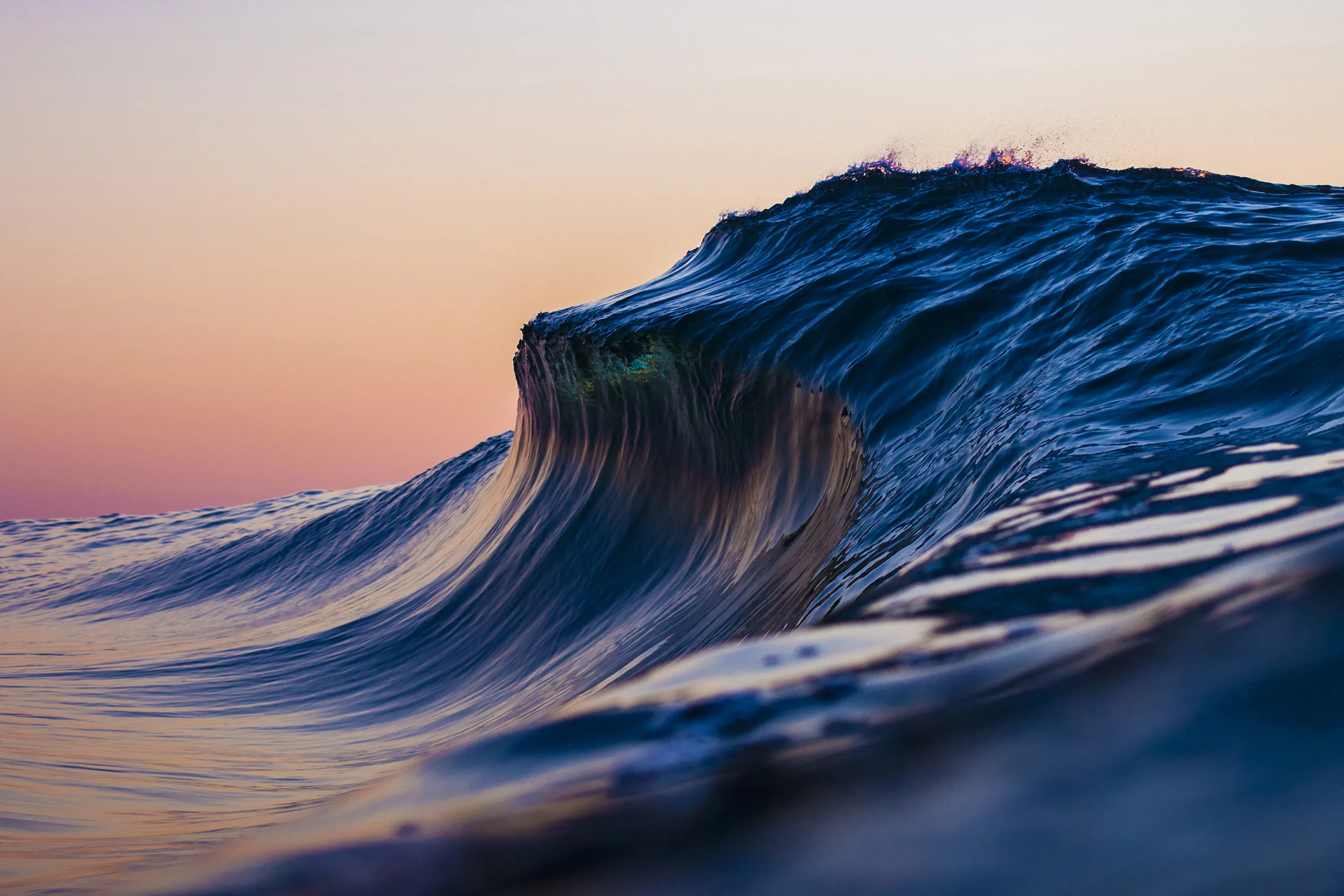 Spins waves waves. Море, волны. Красота моря. Красивые волны. Красивые волны на море.