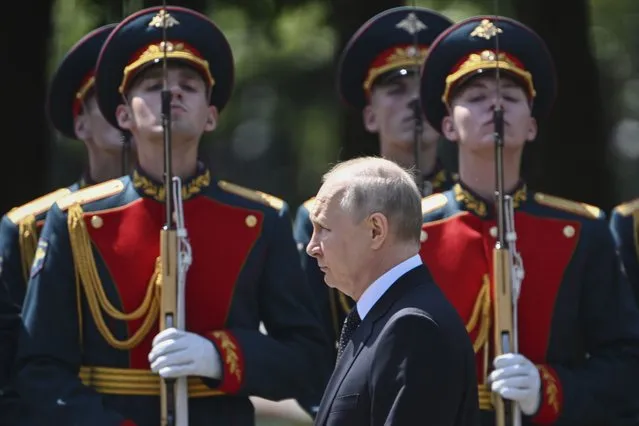 Russian President Vladimir Putin attends a wreath-laying ceremony marking the 82nd anniversary of the Nazi German invasion into Soviet Union in World War II on the Remembrance and Sorrow Day at the Tomb of the Unknown Soldier by the Kremlin wall in Moscow, Russia, Thursday, June 22, 2023. (Photo by Sergey Guneev, Sputnik, Kremlin Pool Photo via AP Photo)