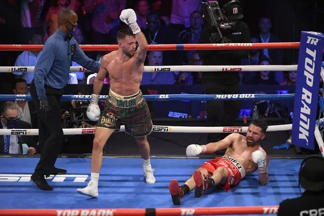 Scotland’s Josh Taylor reacts after knocking down Jose Ramirez during their junior welterweight world unification title fight at Virgin Hotels Las Vegas on May 22, 2021 in Las Vegas, Nevada. Taylor won by unanimous decision. (Photo by David Becker/Getty Images)