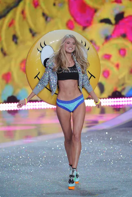 Model Elsa Hosk walks the runway at the 2013 Victoria's Secret Fashion Show at Lexington Avenue Armory on November 13, 2013 in New York City.  (Photo by Bryan Bedder/Getty Images for Swarovski)
