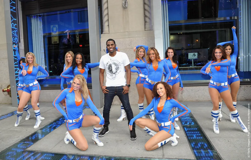 Jason Derulo Flash Mob With Knicks City Dancers