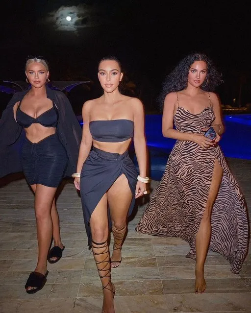 American socialite Kim Kardashian and her girlfriends enjoy some “moon manifestations” last decade of January 2022. (Photo by kimkardashian/Instagram)