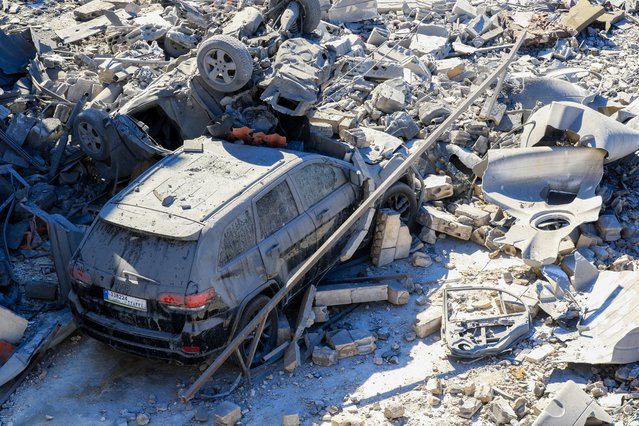 This picture shows the destruction in a area targeted overnight by Israeli airstrikes in Lebanon's town of Saksakiyeh, on September 26, 2024. Israel flatly rejected on September 26 a push led by key backer the United States for a 21-day ceasefire in Lebanon, as it vowed to keep fighting Hezbollah militants “until victory”. (Photo by Mahmoud Zayyat/AFP Photo)