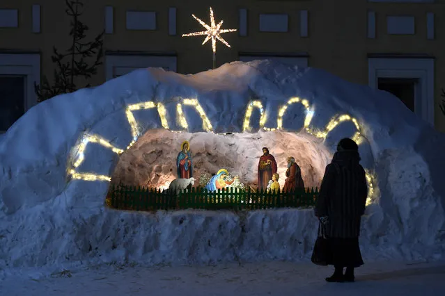 A nativity scene at the Ascension Cathedral ahead of a Christmas liturgy in Novosibirsk, Russia on January 6, 2019. The Russian Orthodox Church celebrates Christmas according to the Julian calendar. (Photo by Kirill Kukhmar/TASS)