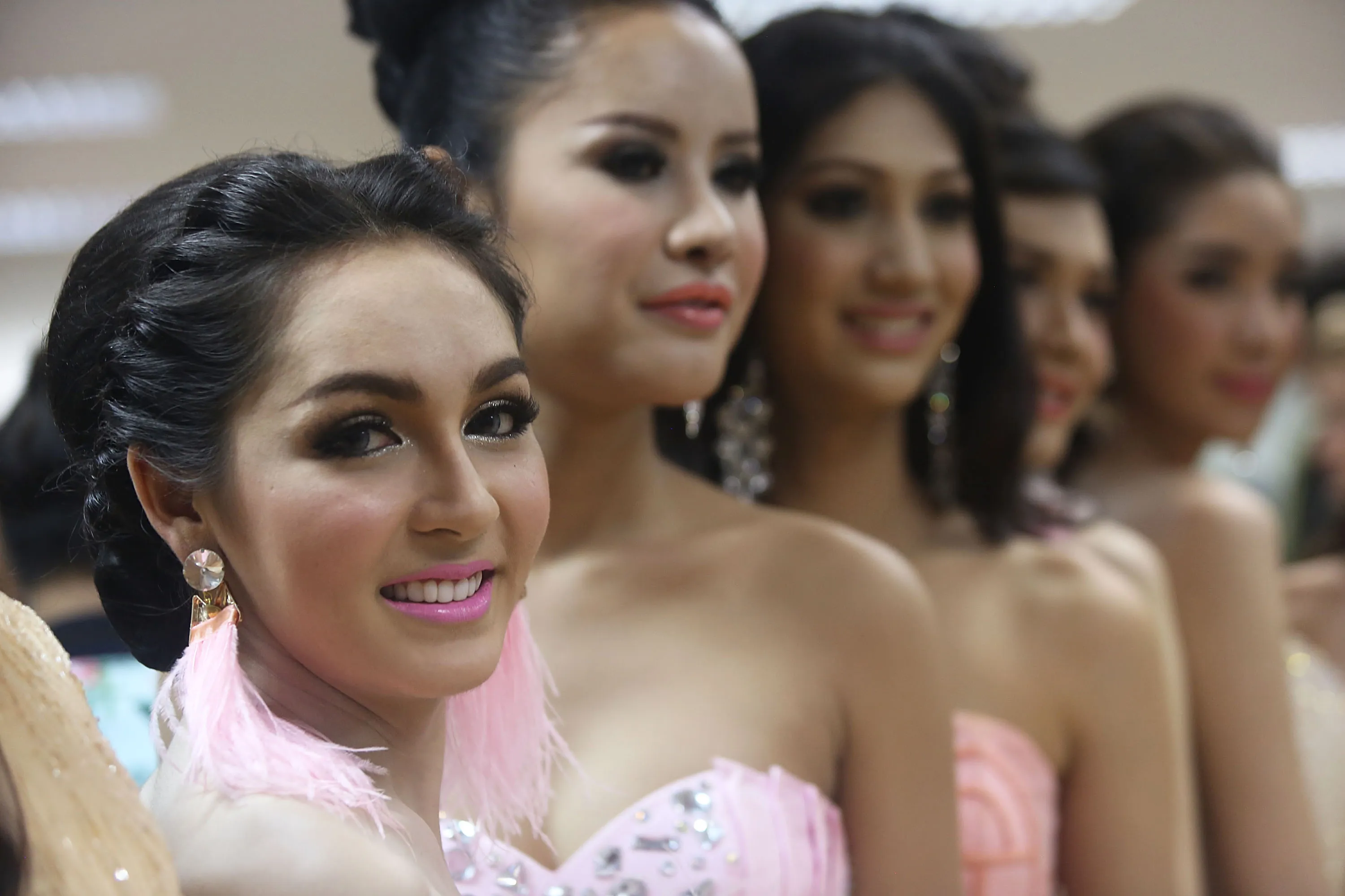 Analisis Framing Tentang Kontroversi Penyelenggaraan Miss World Di Bali