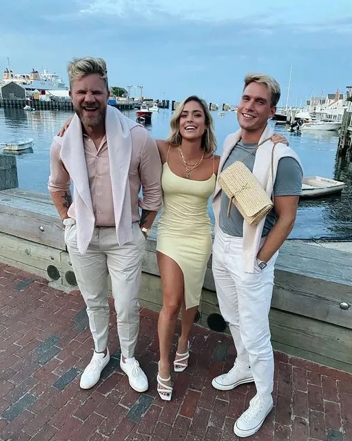 American TV personality Kristin Cavallari poses in the last decade of August 2022 with the family she “chose”. (Photo by kristincavallari/Instagram)