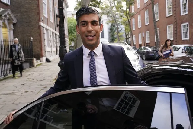 Conservative Party leadership candidate Rishi Sunak leaves the campaign office in London, Monday, October 24, 2022. Former British Treasury chief Rishi Sunak is frontrunner in the Conservative Party's race to replace Liz Truss as prime minister. (Photo by Aberto Pezzali/AP Photo)